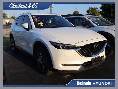 Used 2019 MAZDA CX-5 Signature AWD/4WD image 1