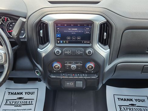 Used 2020 Chevrolet Silverado 1500 LT w/ All-Star Edition AWD/4WD image 19