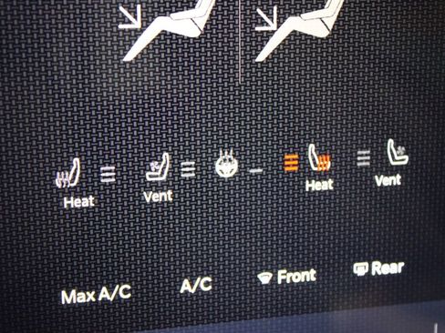 Used 2024 RAM 2500 Limited image 34