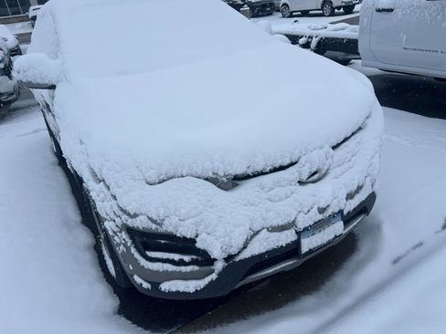 Used 2016 Hyundai Santa Fe Sport image 4