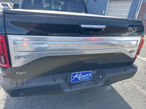 Used 2015 Ford F150 Platinum w/ Equipment Group 701A Luxury image 21