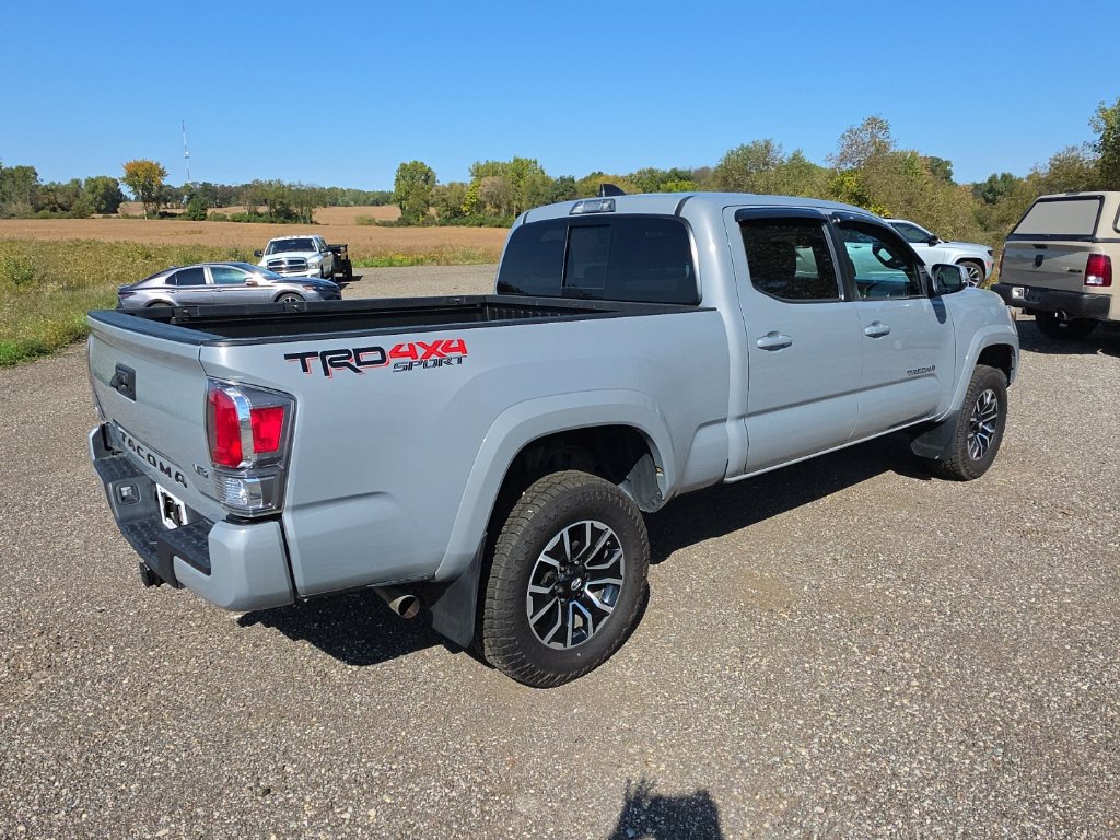 Used 2020 Toyota Tacoma TRD Off-Road AWD/4WD image 6