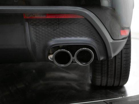 New 2026 Porsche Macan AWD/4WD image 20