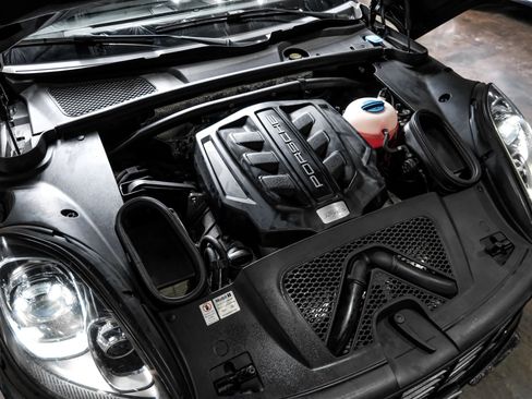 Used 2017 Porsche Macan S image 56