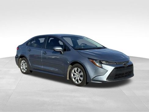 Used 2024 Toyota Corolla LE FWD image 7