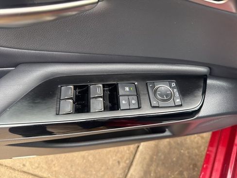 Used 2022 Lexus ES 300h w/ Luxury Package image 13