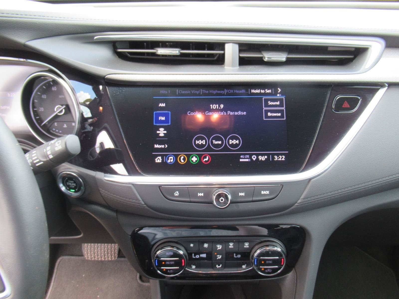Used 2022 Buick Encore GX Essence FWD image 26