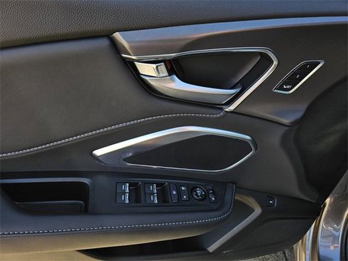 New 2025 Acura RDX Base image 17