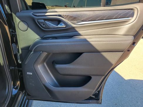 Used 2021 GMC Yukon Denali image 24