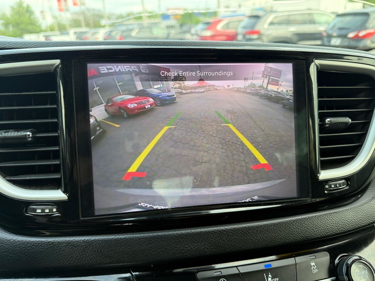 Used 2022 Chrysler Pacifica Touring-L FWD image 22