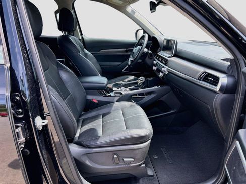 Used 2022 Kia Telluride EX FWD image 17