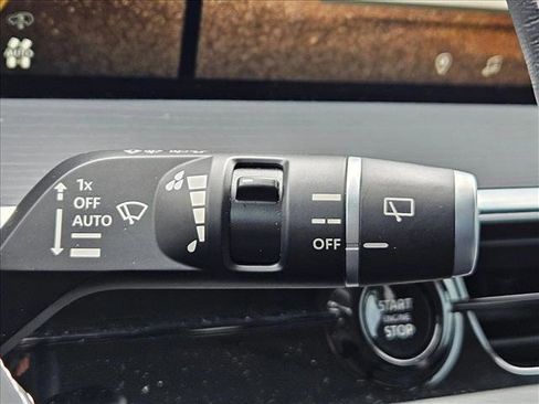 Used 2025 INFINITI QX80 Sensory AWD/4WD image 23
