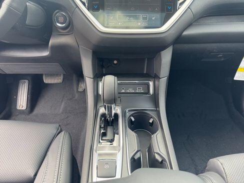 New 2026 Subaru Ascent Limited AWD/4WD image 11