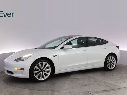 Used 2018 Tesla Model 3 Long Range RWD image 18
