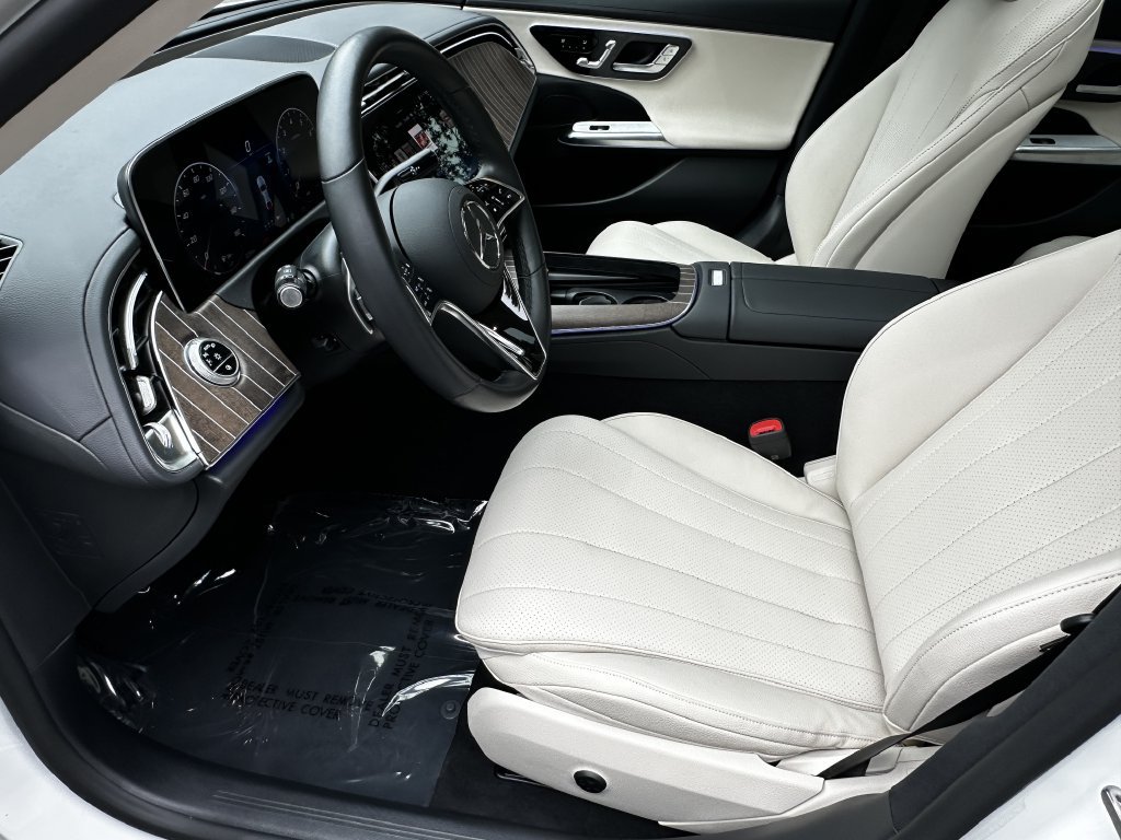Certified 2025 Mercedes-Benz E 450 4MATIC Sedan w/ Winter Package image 10