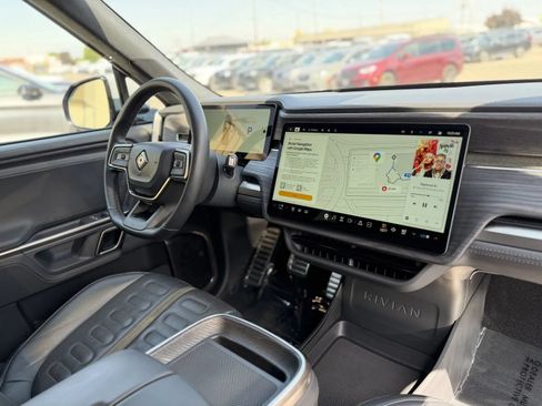 Used 2023 Rivian R1T Adventure AWD/4WD image 21
