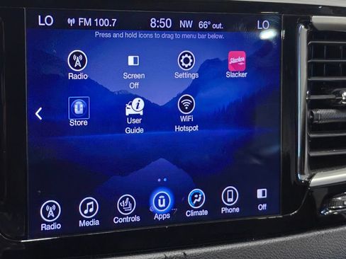 Used 2017 Chrysler Pacifica Touring-L FWD image 40