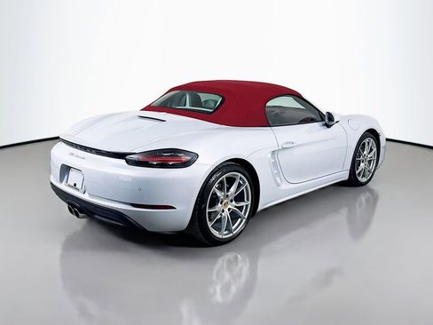 Certified 2024 Porsche 718 Boxster image 9