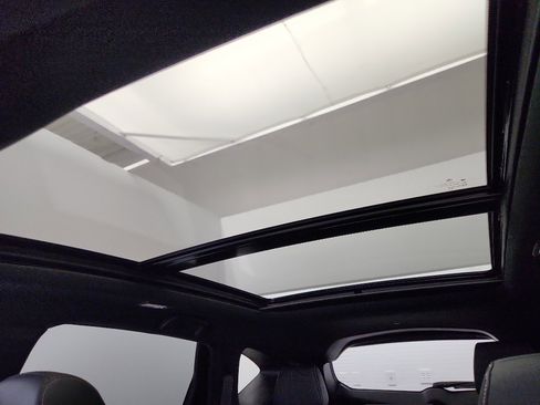 Used 2025 Acura RDX SH-AWD image 28