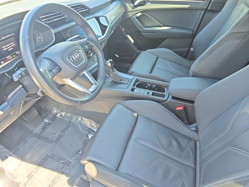 Used 2021 Audi Q3 2.0T Premium Plus AWD/4WD image 16