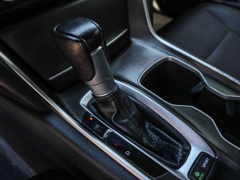 Used 2020 Honda Accord Sport image 18