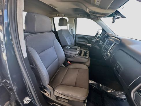 Used 2018 Chevrolet Silverado 1500 LT w/ All Star Edition AWD/4WD image 30