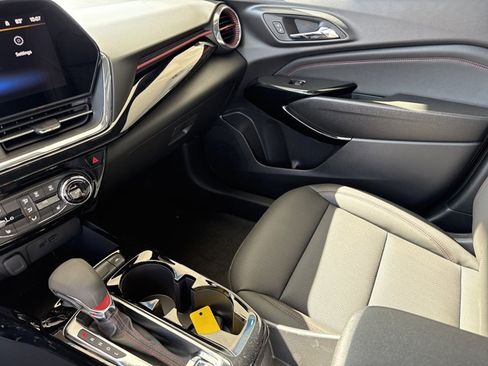 New 2026 Chevrolet Trax RS w/ Driver Confidence Package FWD image 17