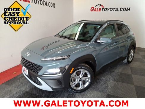 Used 2022 Hyundai Kona SEL image 1
