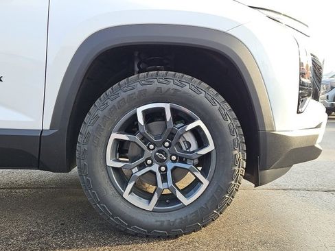 New 2026 Chevrolet Equinox ACTIV image 14