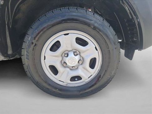 Used 2015 Toyota Tacoma 2WD Access Cab w/ Convenience Package image 18