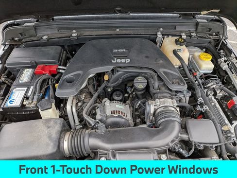 Used 2018 Jeep Wrangler Sport AWD/4WD image 14