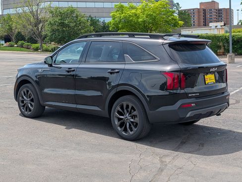 Certified 2023 Kia Sorento X-Line EX AWD/4WD image 3