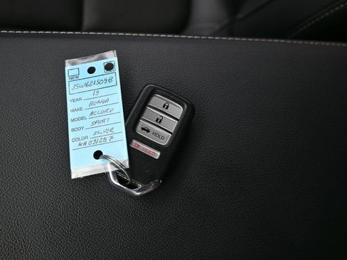 Used 2019 Honda Accord Sport image 19