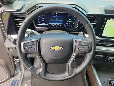 Certified 2025 Chevrolet Silverado 1500 High Country w/ Technology Package AWD/4WD image 27