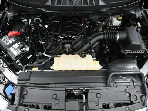Used 2022 Ford F150 XLT image 46