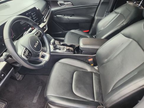 Used 2024 Kia Sportage EX FWD image 11