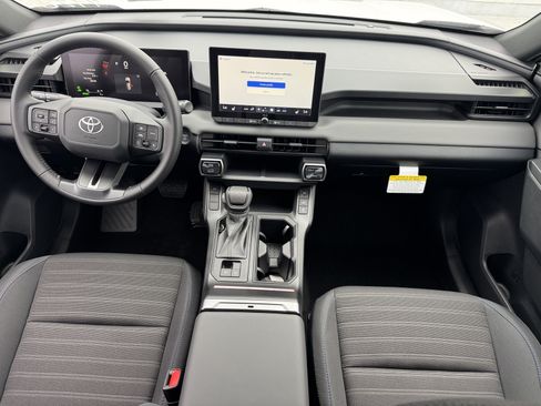 New 2026 Toyota RAV4 SE AWD/4WD image 4