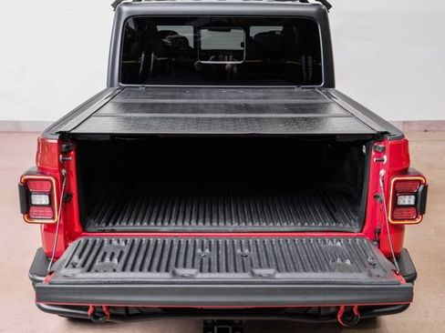 Used 2021 Jeep Gladiator Sport AWD/4WD image 10