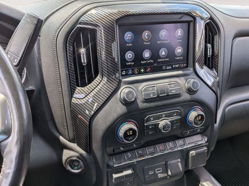Used 2020 Chevrolet Silverado 1500 LT Trail Boss AWD/4WD image 11