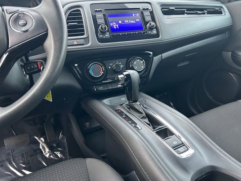 Used 2022 Honda HR-V LX image 20