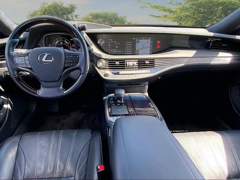 Used 2018 Lexus LS 500 AWD w/ Interior Upgrade Package image 7