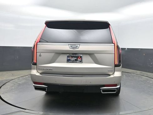 Used 2021 Cadillac Escalade ESV Premium Luxury Platinum AWD/4WD image 31