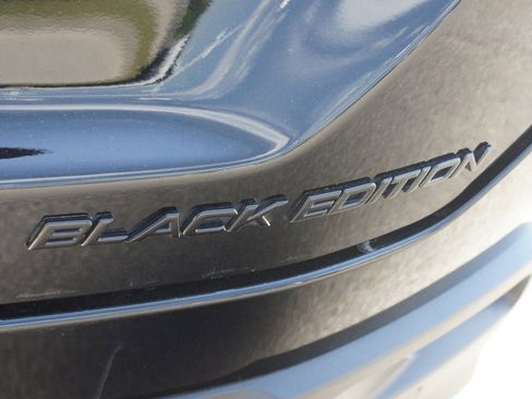 Used 2025 Honda Pilot Black Edition image 21