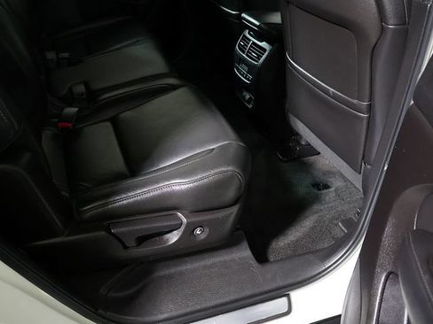 Used 2017 Acura MDX SH-AWD w/ Technology Package image 32