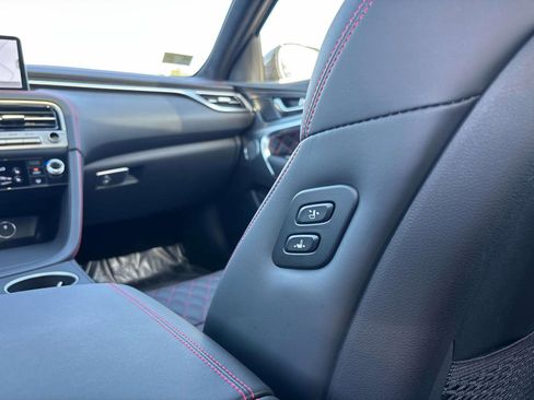 Used 2025 Genesis G70 3.3T Advanced w/ Sport Prestige Package AWD/4WD image 12