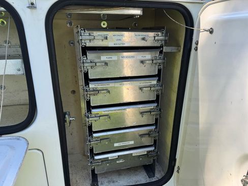 Used 2010 Ford F550 4x4 Crew Cab Super Duty image 45