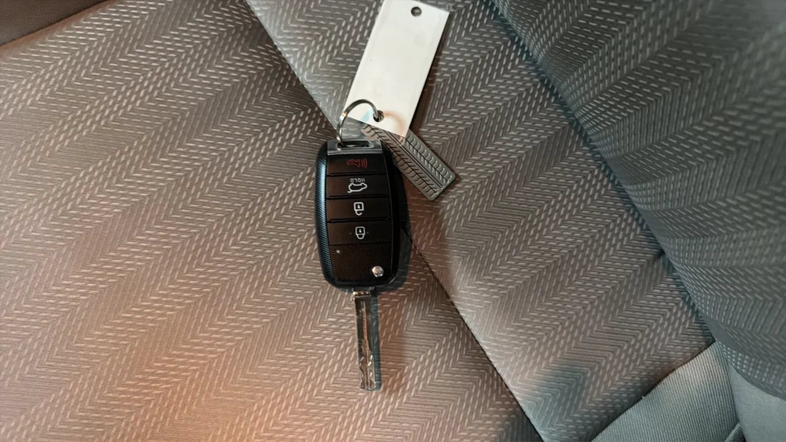 Used 2020 Kia Sportage LX FWD image 23