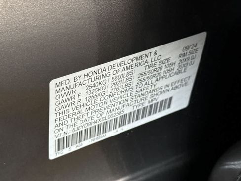 Used 2025 Acura MDX FWD w/ Technology Package image 29
