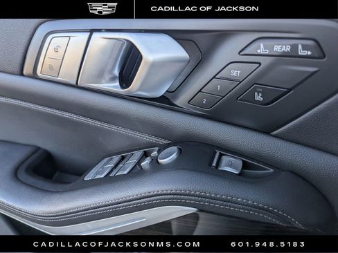 Used 2020 BMW X7 xDrive40i w/ Cold Weather Package image 20