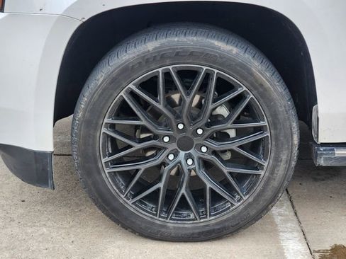 Used 2019 GMC Yukon XL Denali w/ Denali Ultimate Package image 10